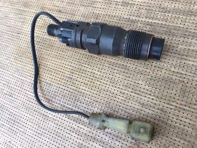 Range Rover P38 2.5 BMW Diesel Fuel Injector with Wire Sensor