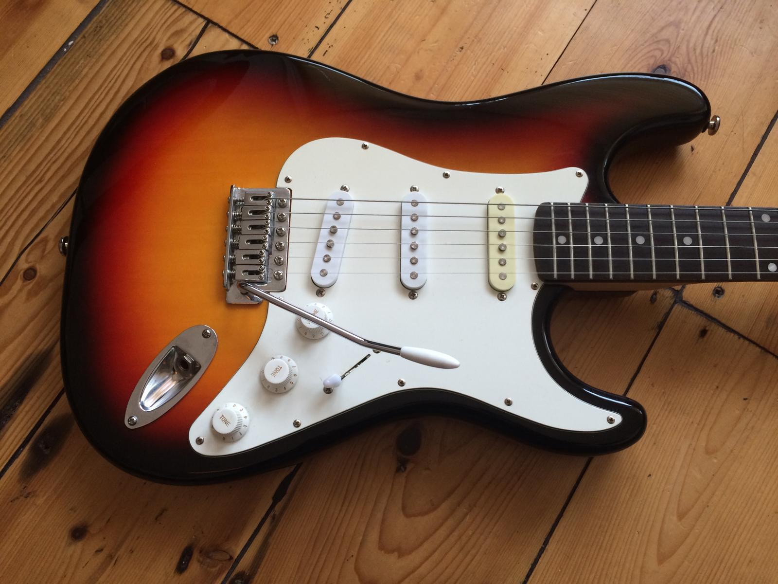 squier sq special