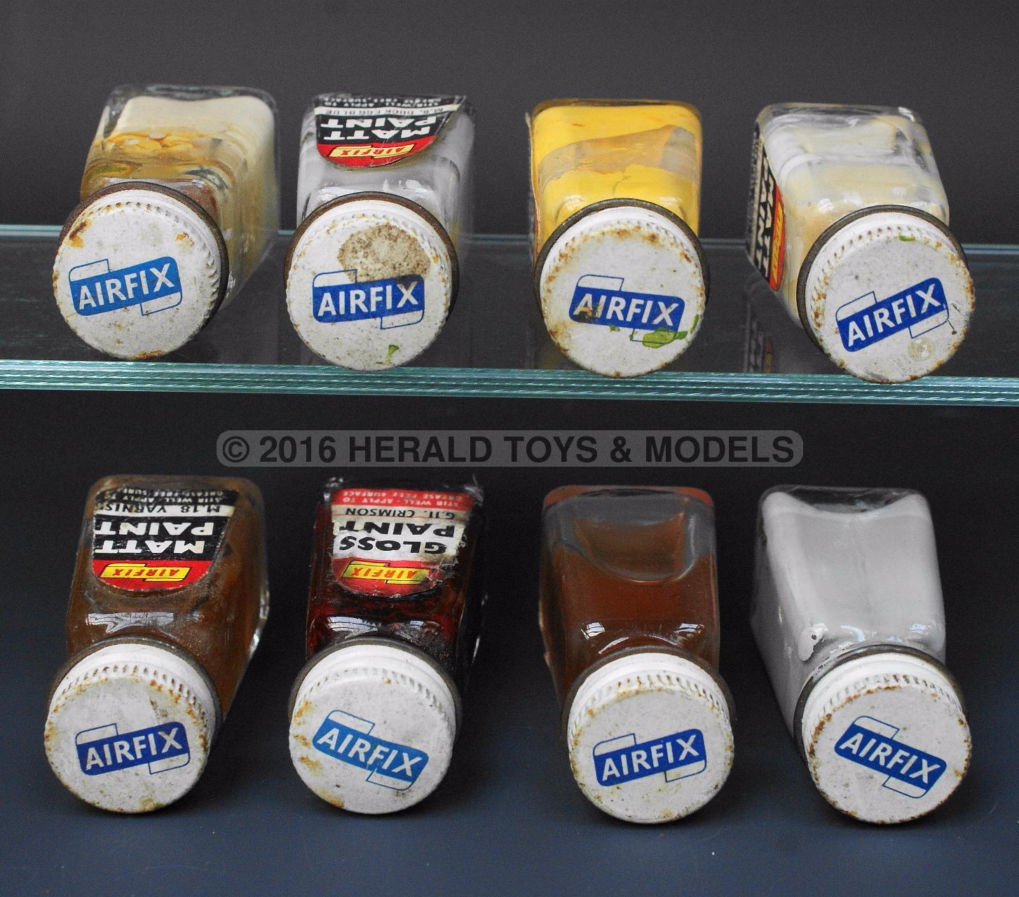 VINTAGE AIRFIX PAINTS x 8 in Classic Glass Bottles ~ Largely Unused ...